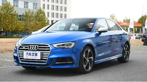 奥迪S3 2019款 S3 2.0T Limousine